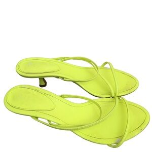 Schutz mules 9 b Neón green EUC!